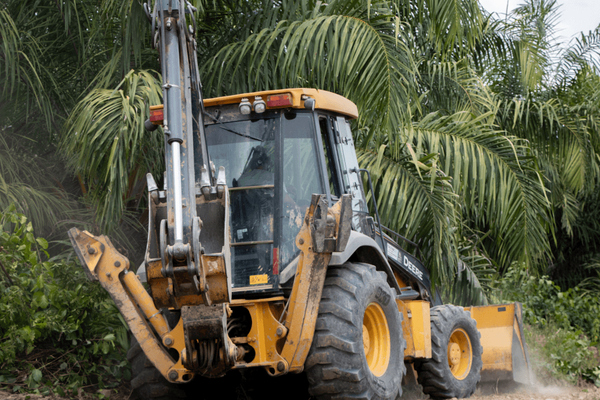 Retroexcavadora 310 SL